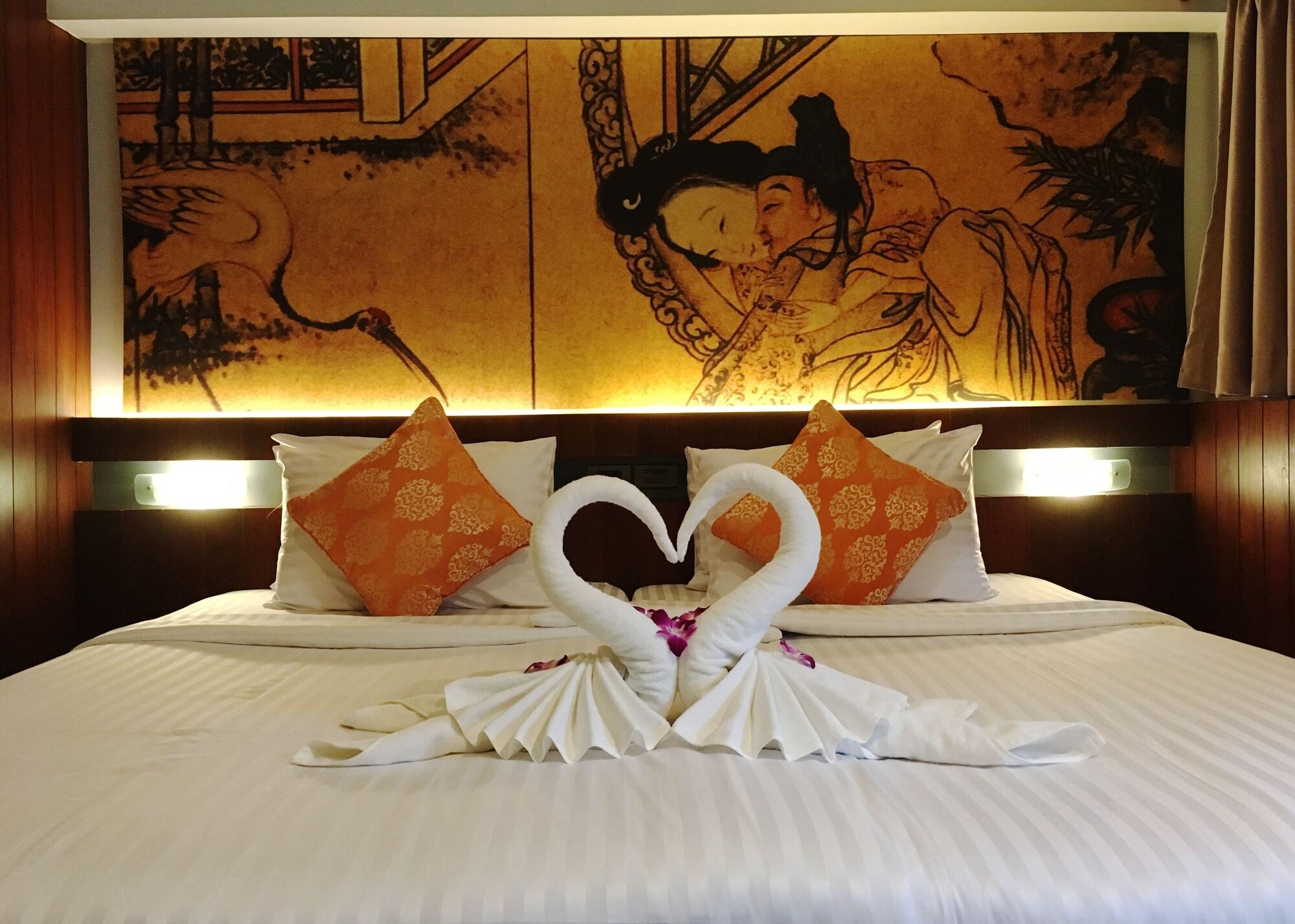 Lap Roi Karon Beachfront By Shanaya Εξωτερικό φωτογραφία