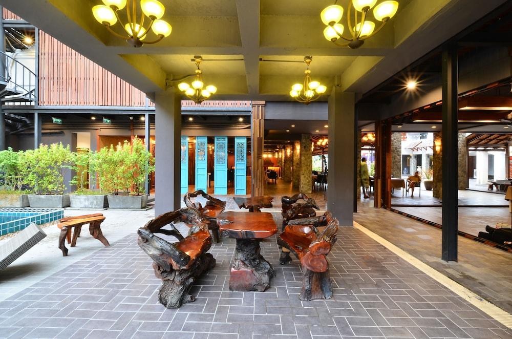 Lap Roi Karon Beachfront By Shanaya Εξωτερικό φωτογραφία