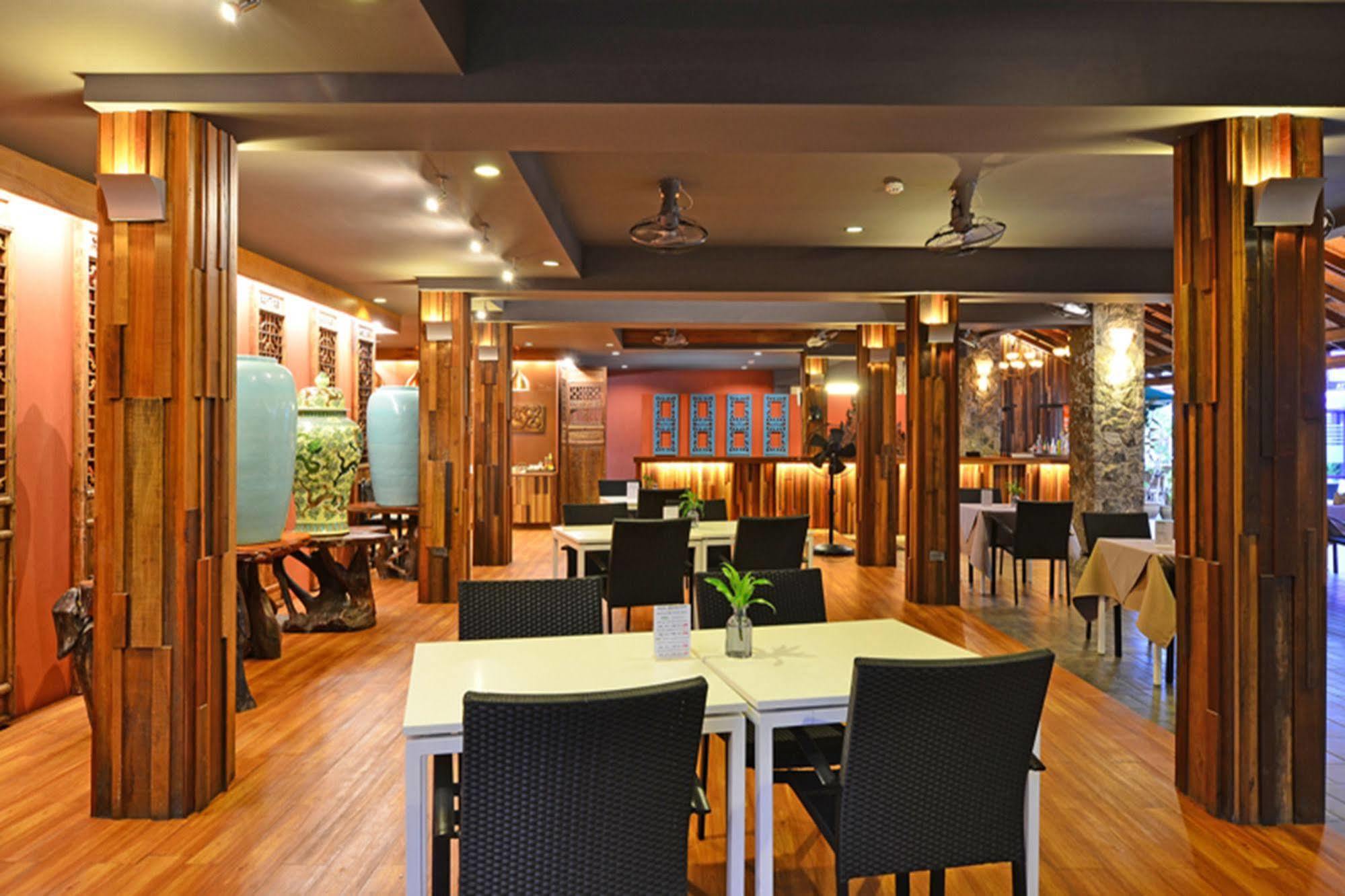 Lap Roi Karon Beachfront By Shanaya Εξωτερικό φωτογραφία