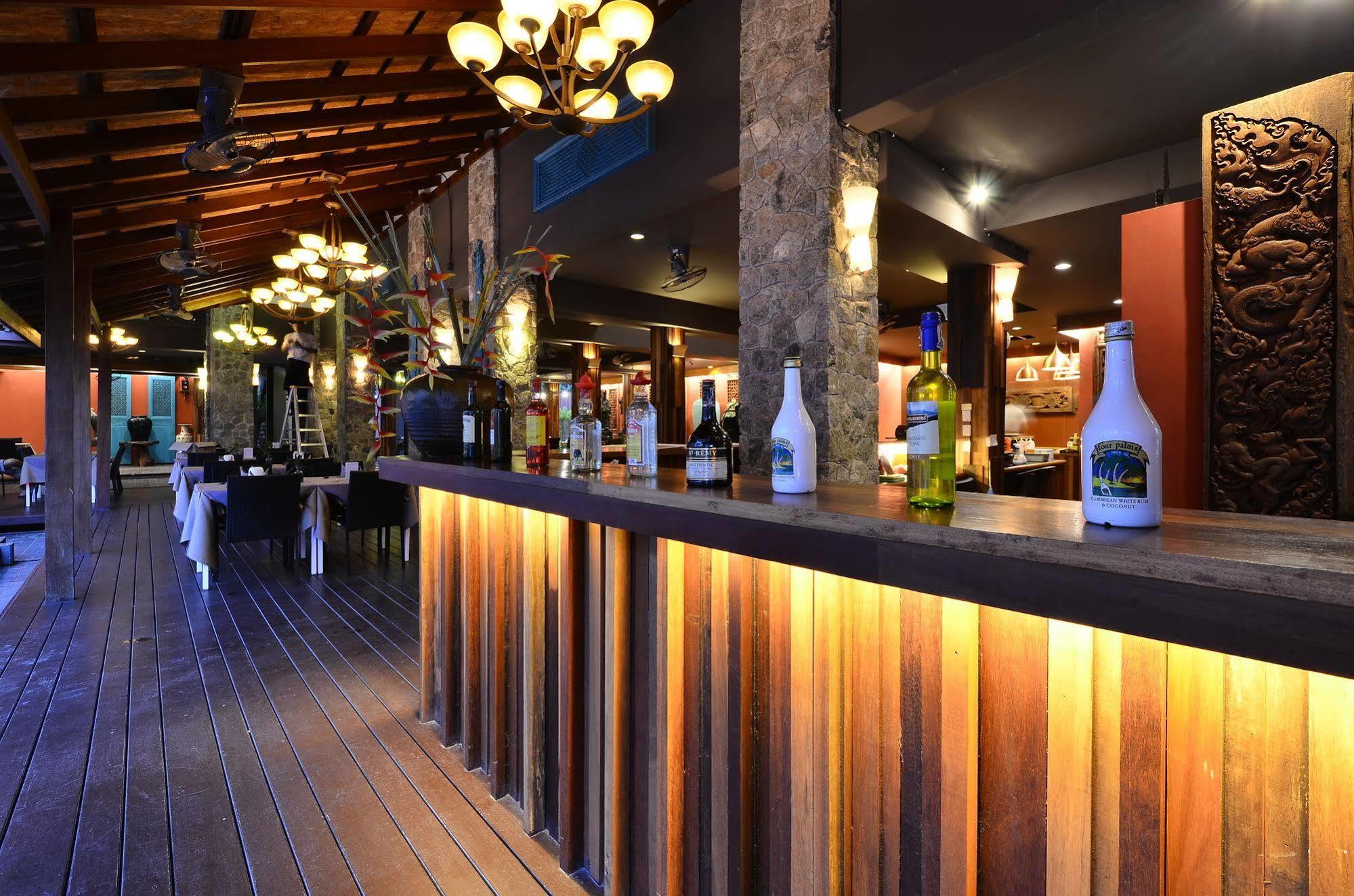 Lap Roi Karon Beachfront By Shanaya Εξωτερικό φωτογραφία