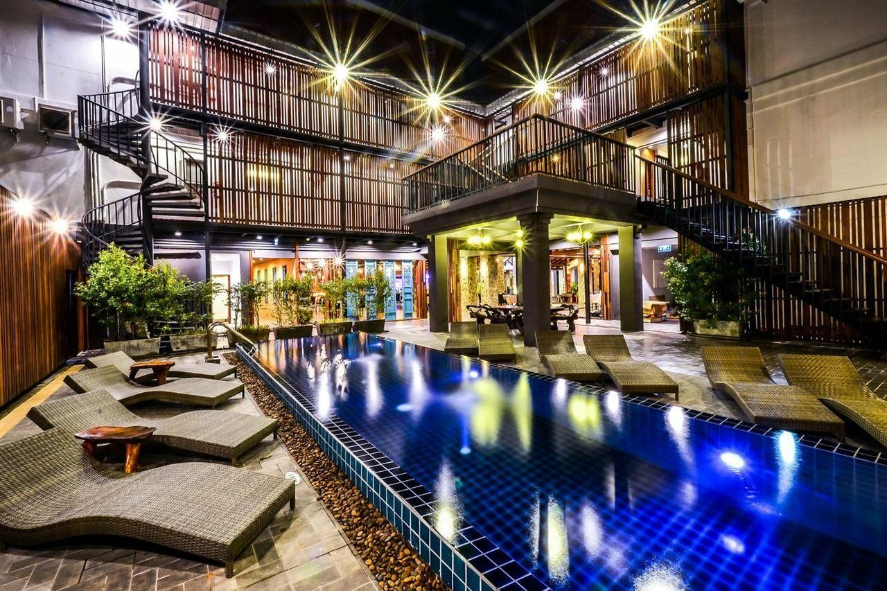 Lap Roi Karon Beachfront By Shanaya Εξωτερικό φωτογραφία